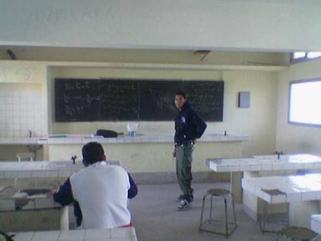 C  MOI  LE  PROFESEUR  DABA..........