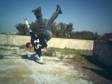KAPWIRA (break dance)