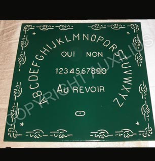 c   oui-ja     de  la  magie
