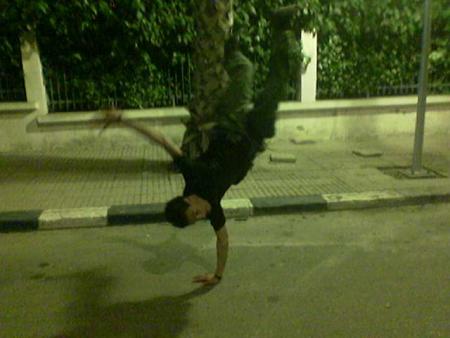 BREAK  DANCE